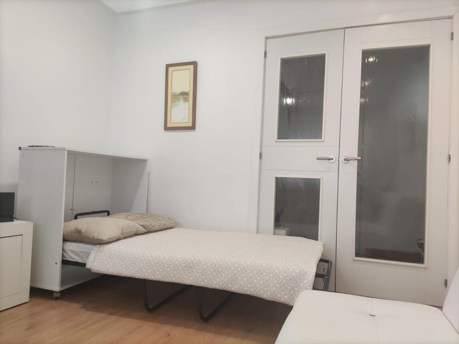 Oviedo Centro-Plaza Longoria Apartment ภายนอก รูปภาพ